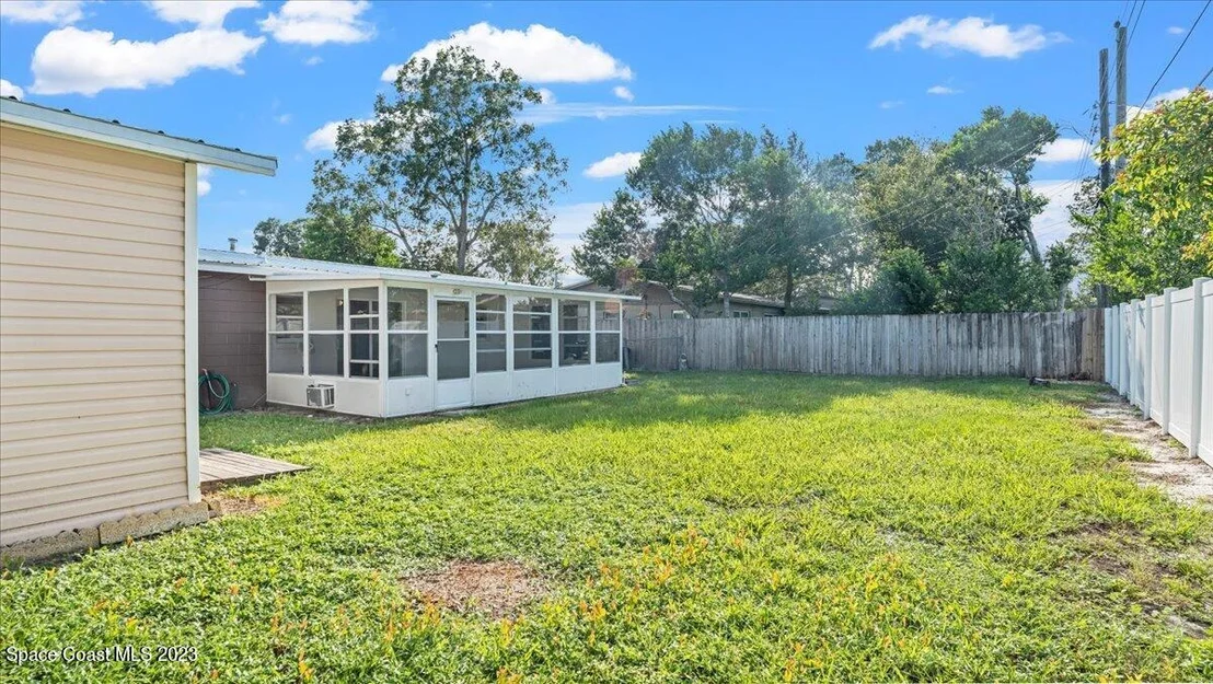 Photo of 940 Cristobal Drive