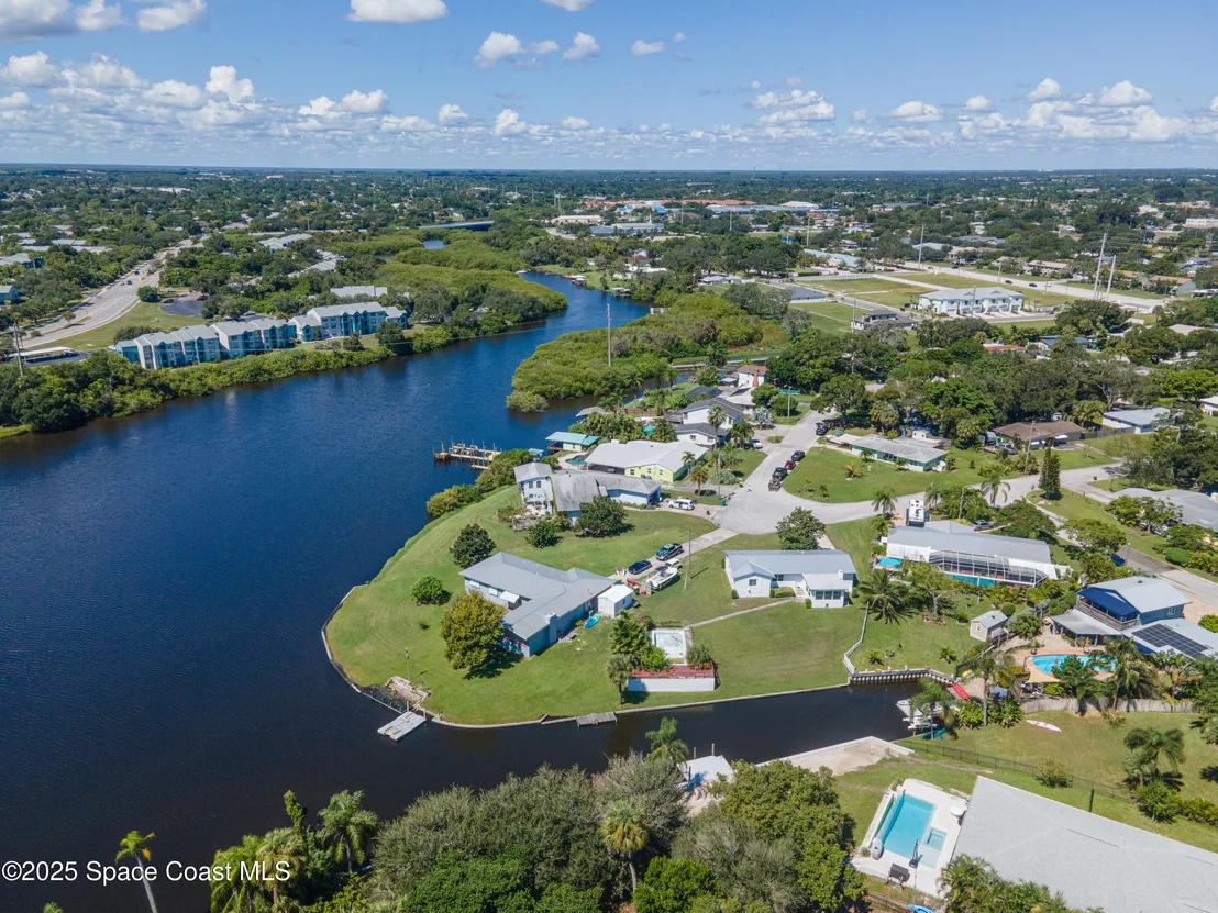 Photo of 1173 Sun Circle E