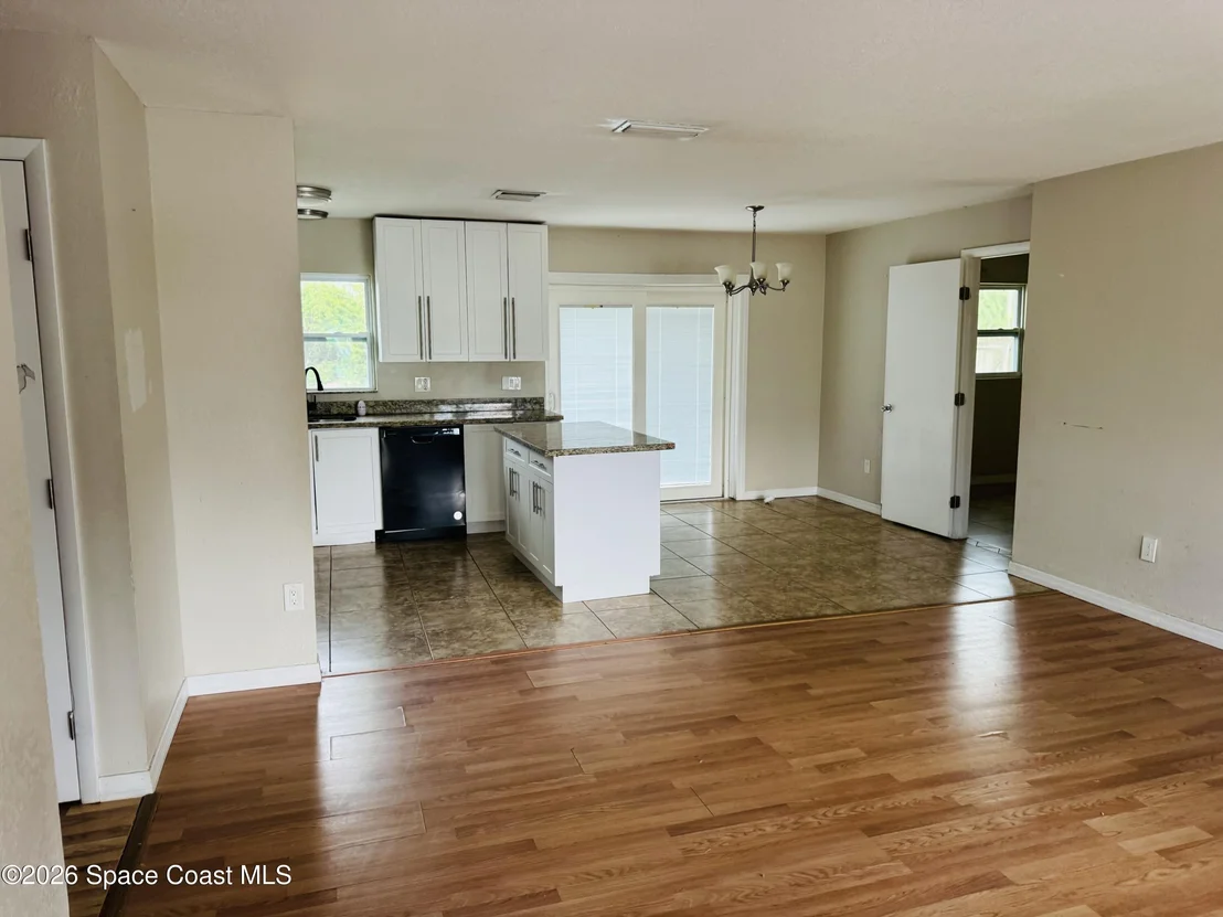 Photo of 969 Burn Drive NE