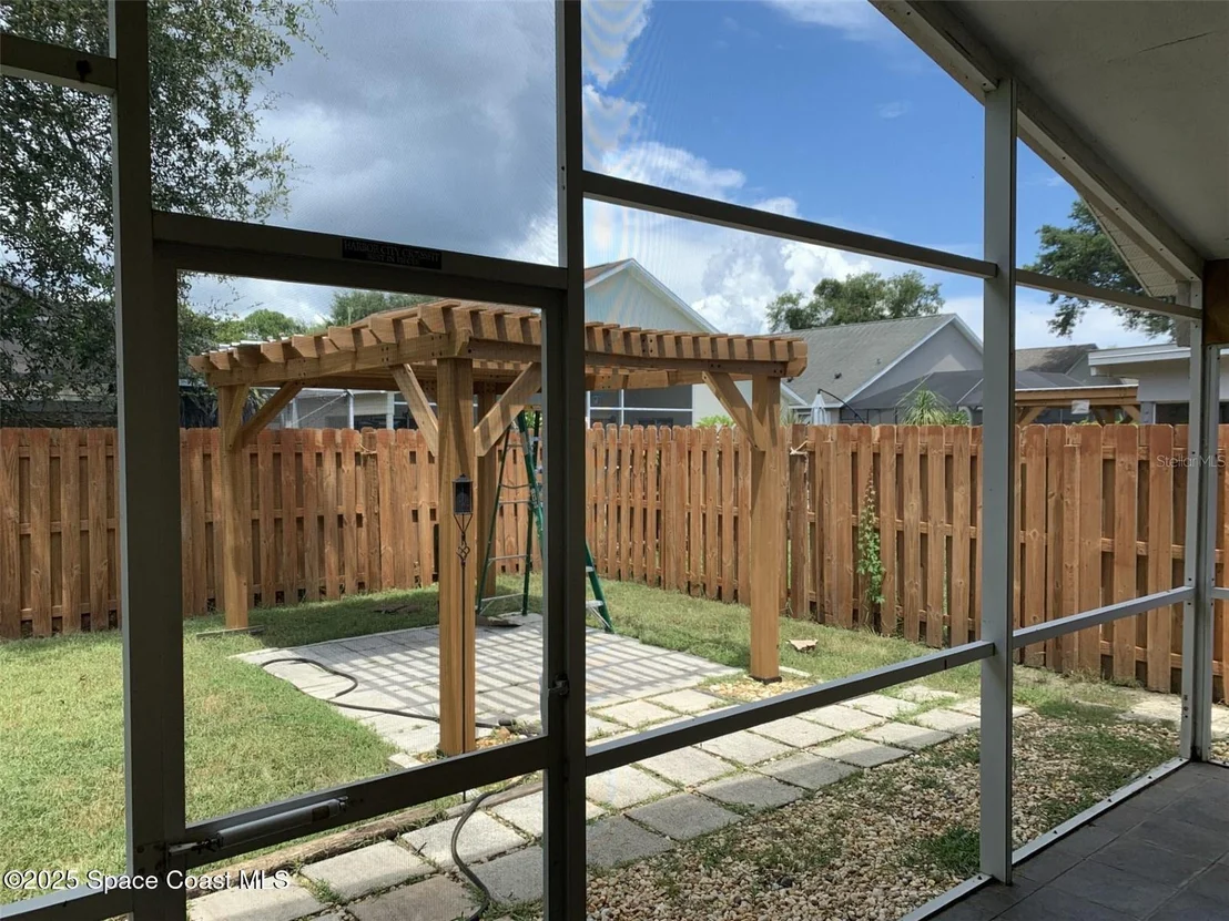 Photo of 1474 Crane Creek Boulevard
