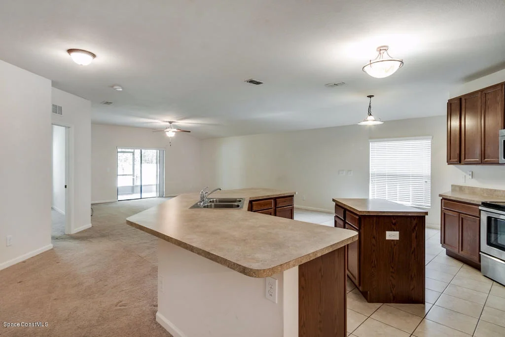 Photo of 534 Dryden Circle