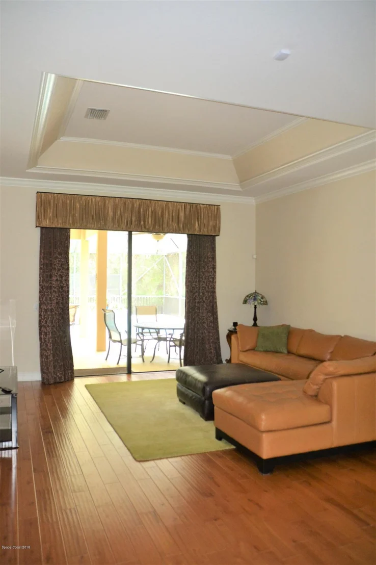 Photo of 2455 Woods Lane