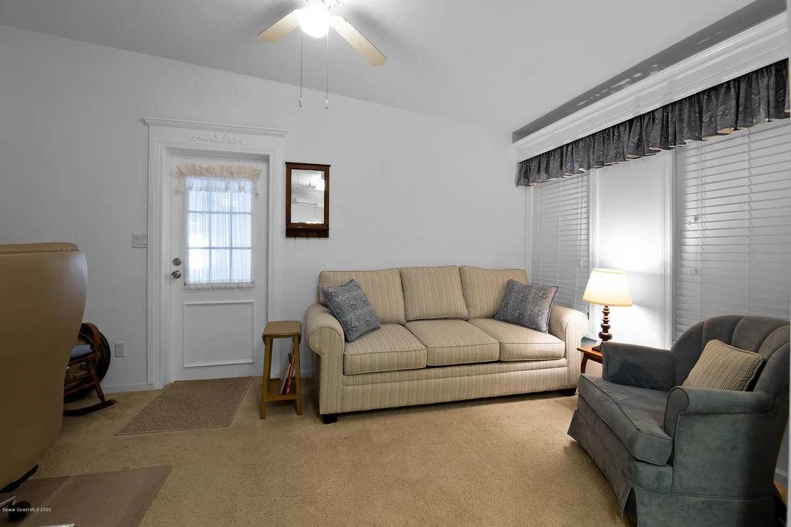 Photo of 355 Outer Drive