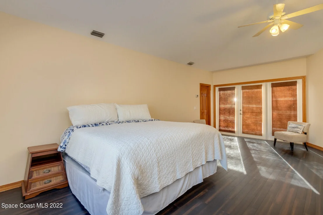Photo of 536 Sunset Boulevard