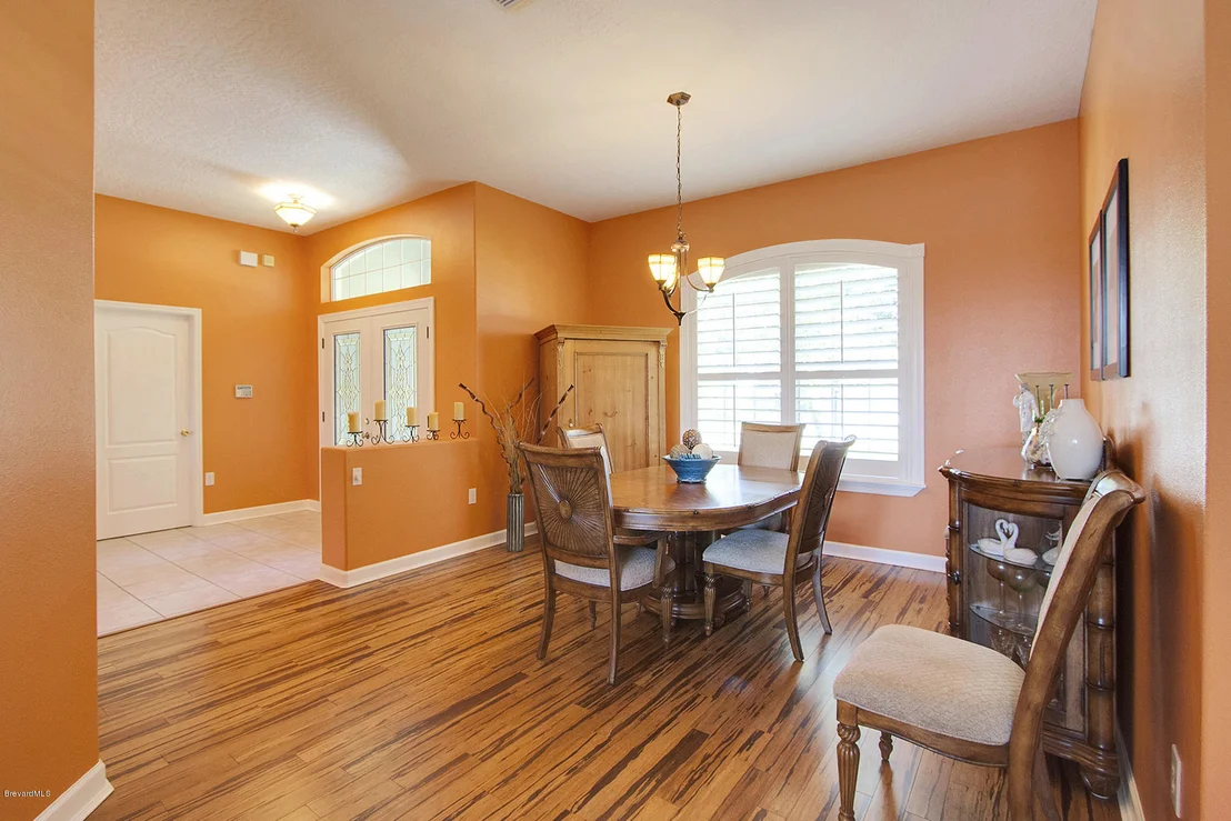 Photo of 5785 Newbury Circle