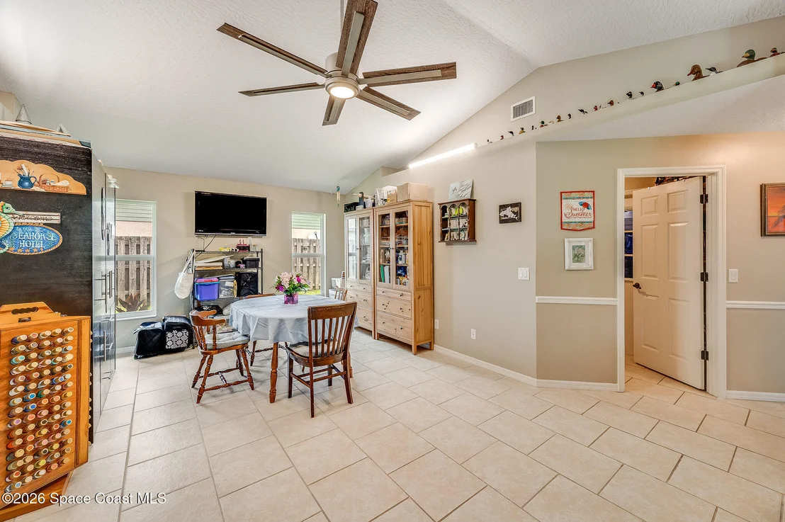 Photo of 2626 Nobility Avenue