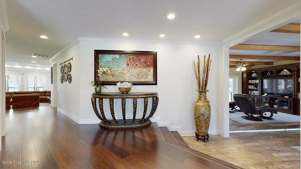 Photo of 643 Doral Lane