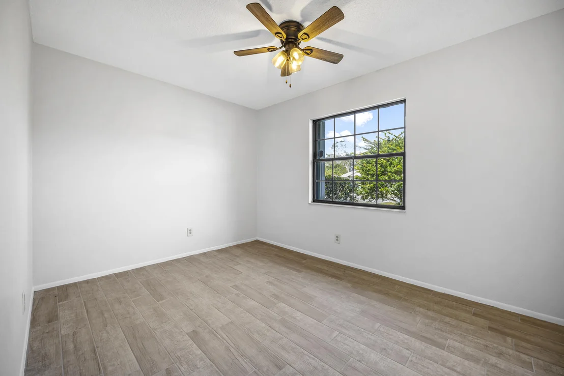 Photo of 221 Haven Drive