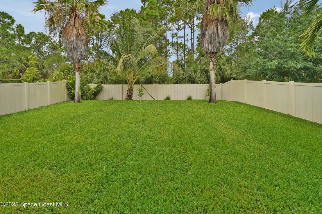 Photo of 1403 Musgrass Circle