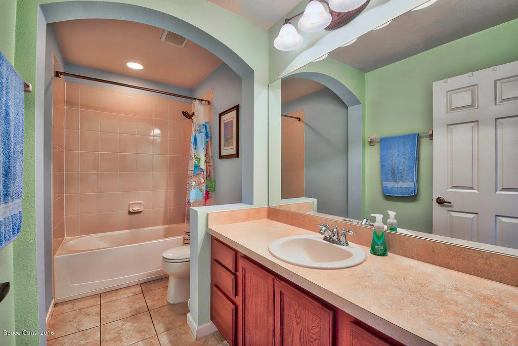 Photo of 937 Whetstone Place