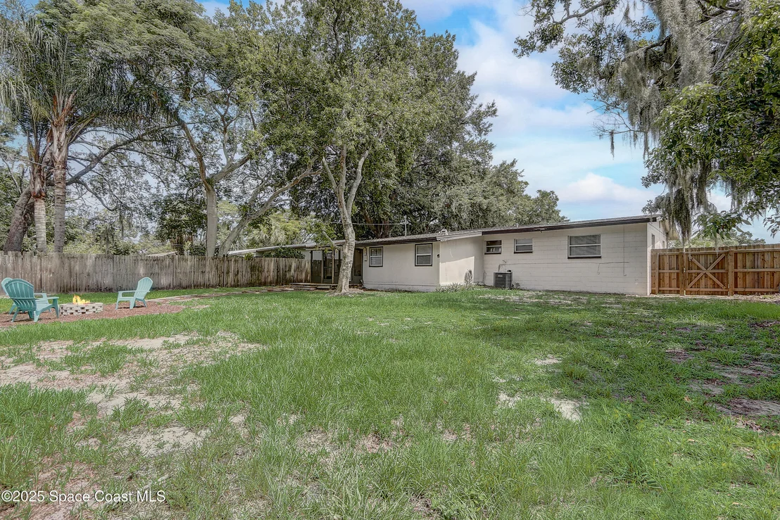 Photo of 1032 Bernice Road