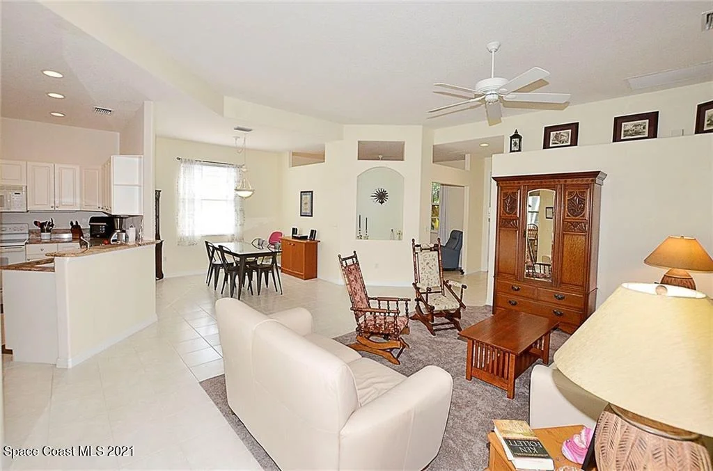 Photo of 1438 Tradewinds Way