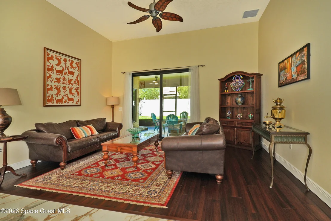 Photo of 394 Tunbridge Drive