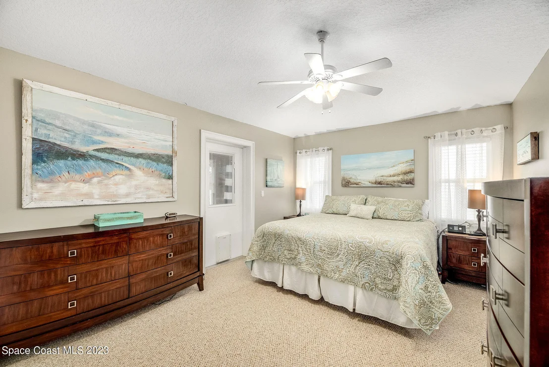 Photo of 468 Biscayne Lane