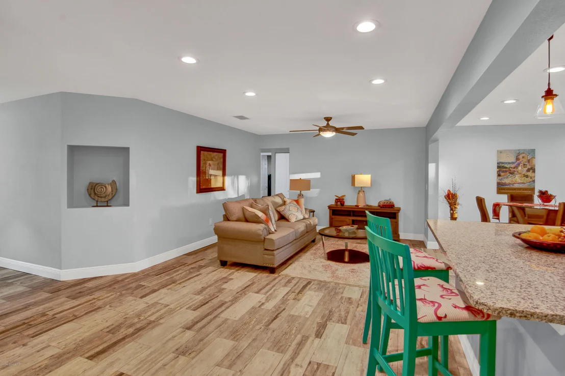 Photo of 920 Waialae Circle NE