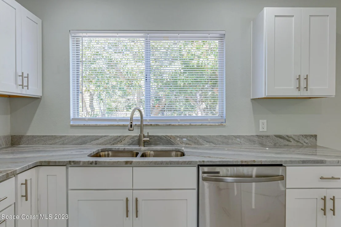 Photo of 1198 Galty Circle NE