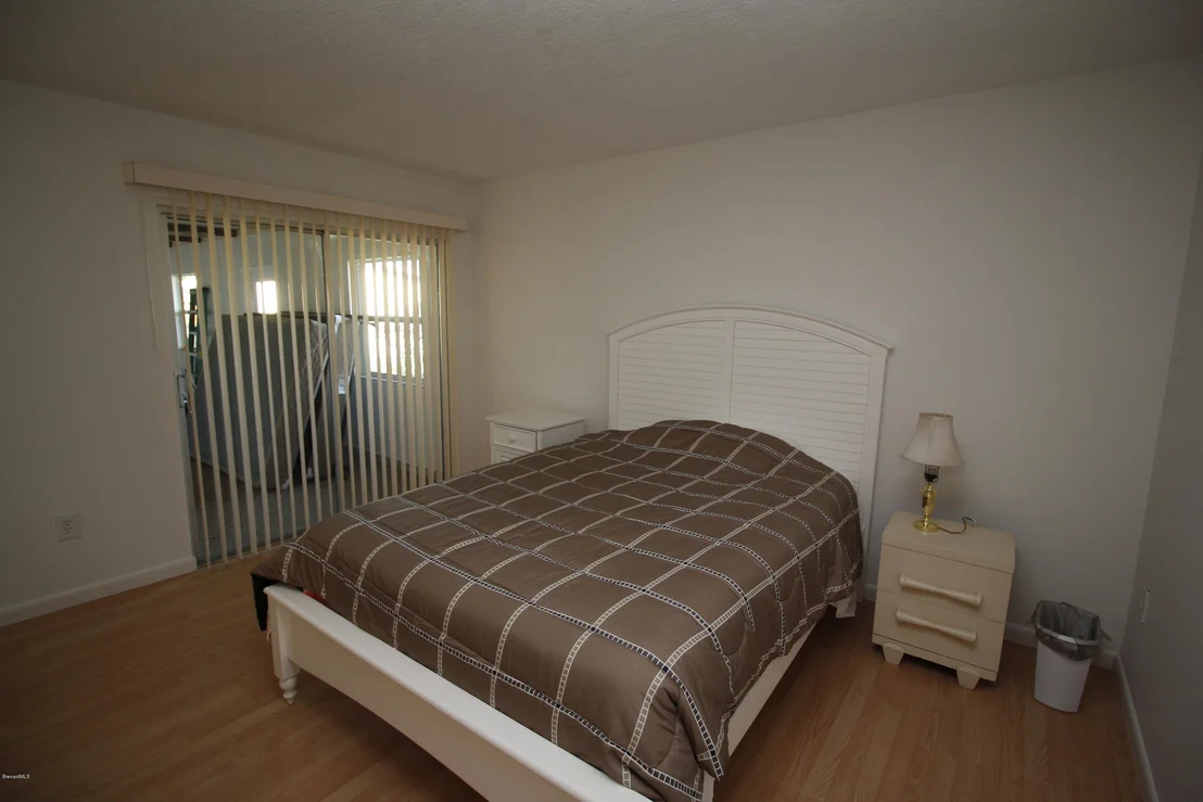 Photo of 1006 Cable Lane NE