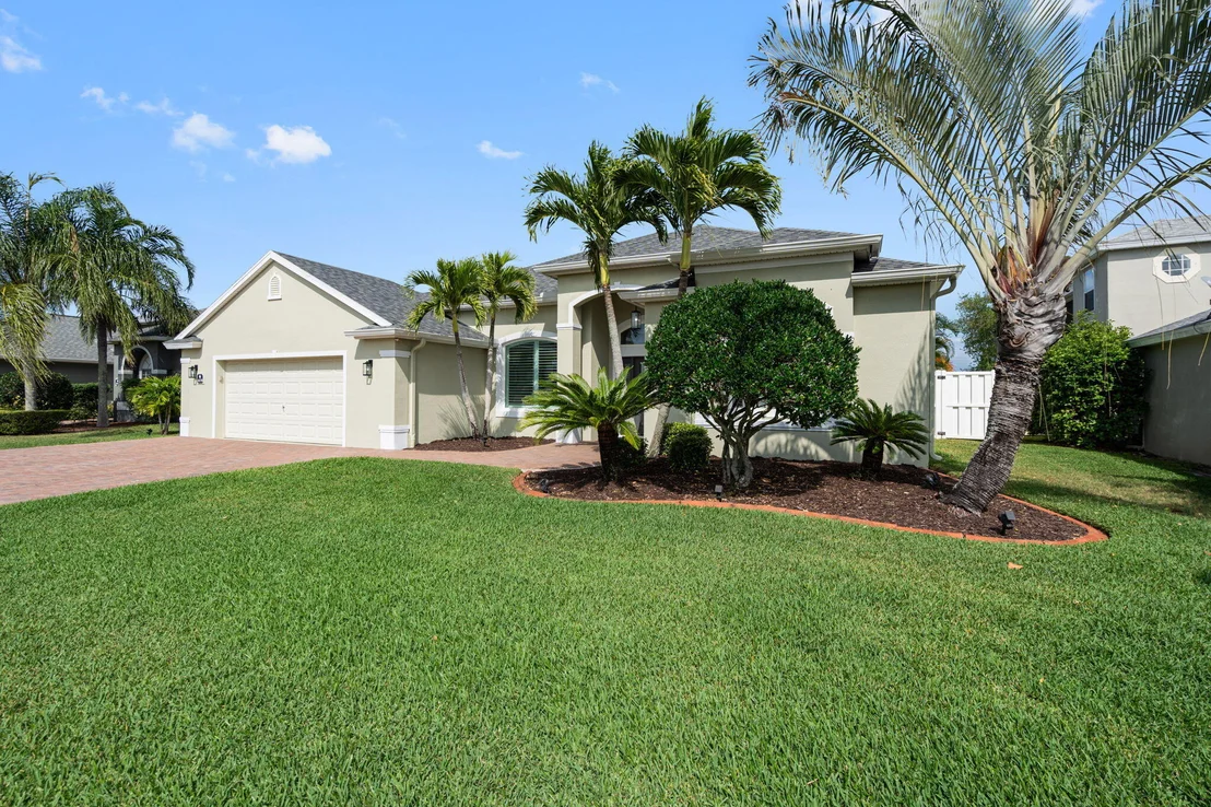 Photo of 4370 Chardonnay Drive