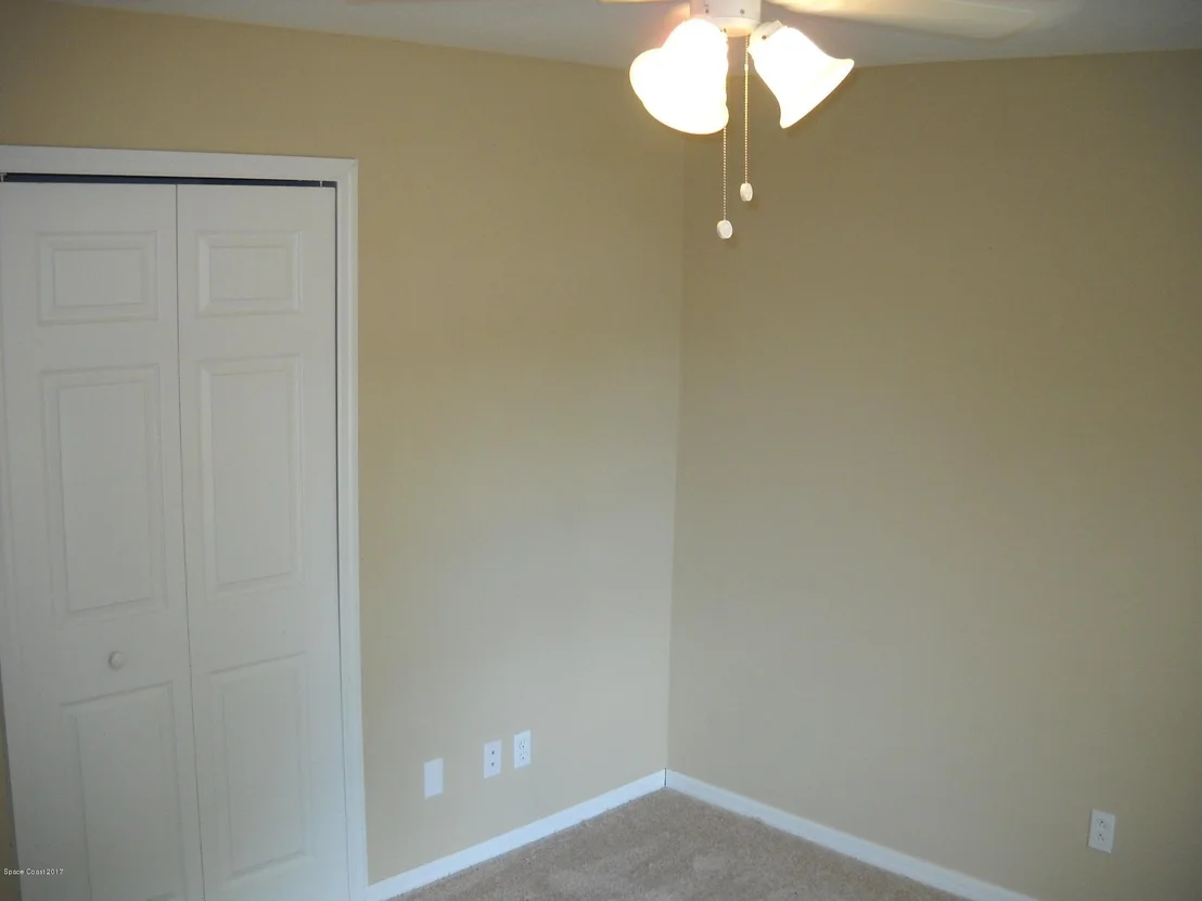 Photo of 5660 Holden Road