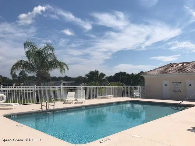 Photo of 2560 Frontier Drive