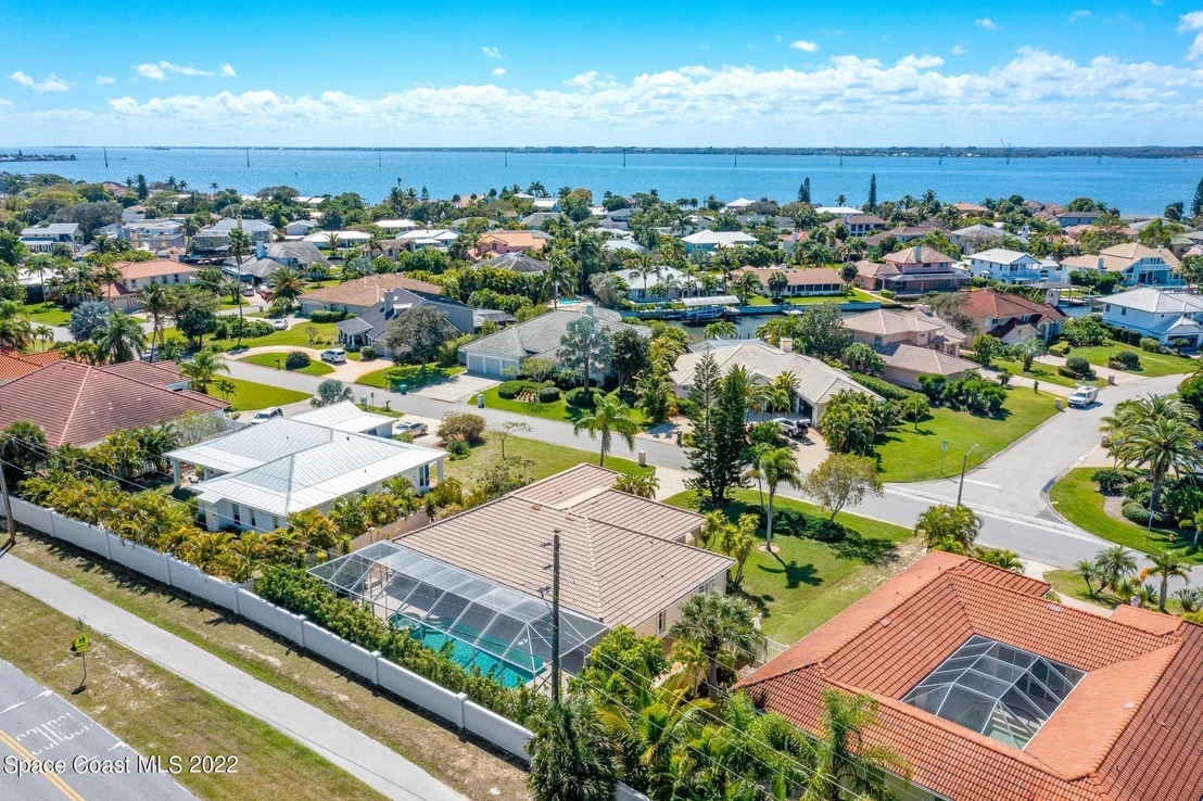 Photo of 2001 Neptune Drive