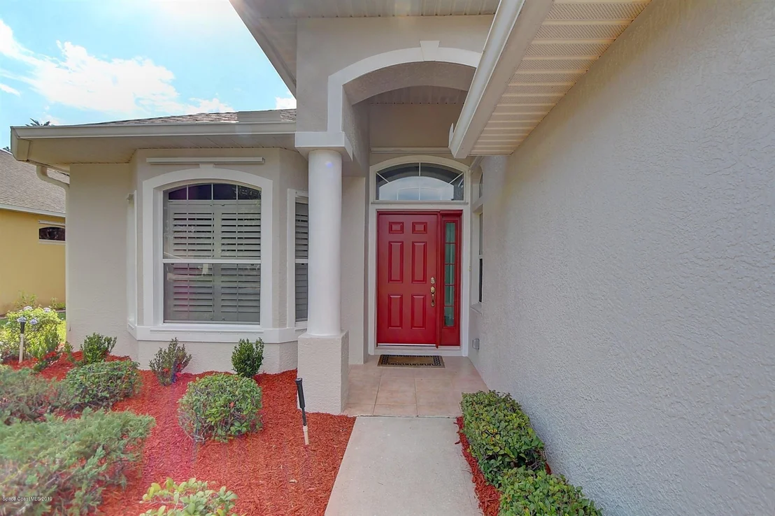 Photo of 4490 Portage Trail