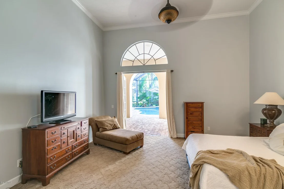 Photo of 774 Glengarry Drive