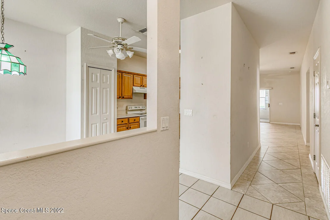 Photo of 950 S Fork Circle