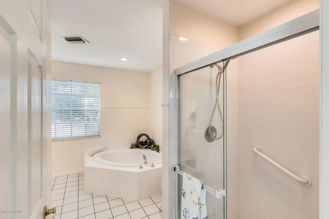 Photo of 730 Lake Drive