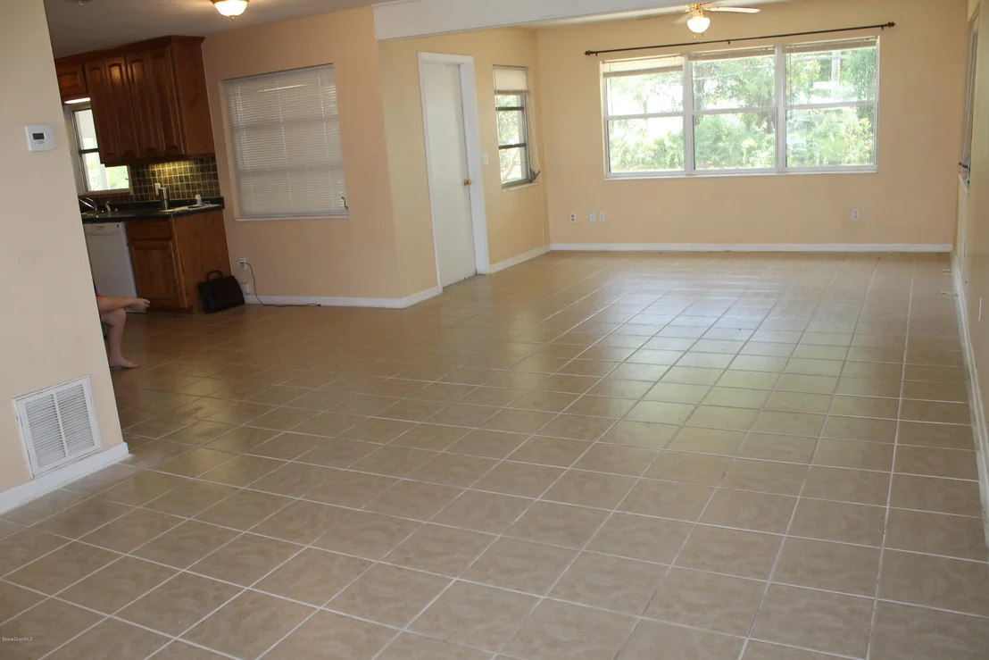 Photo of 997 MIRACLE Way