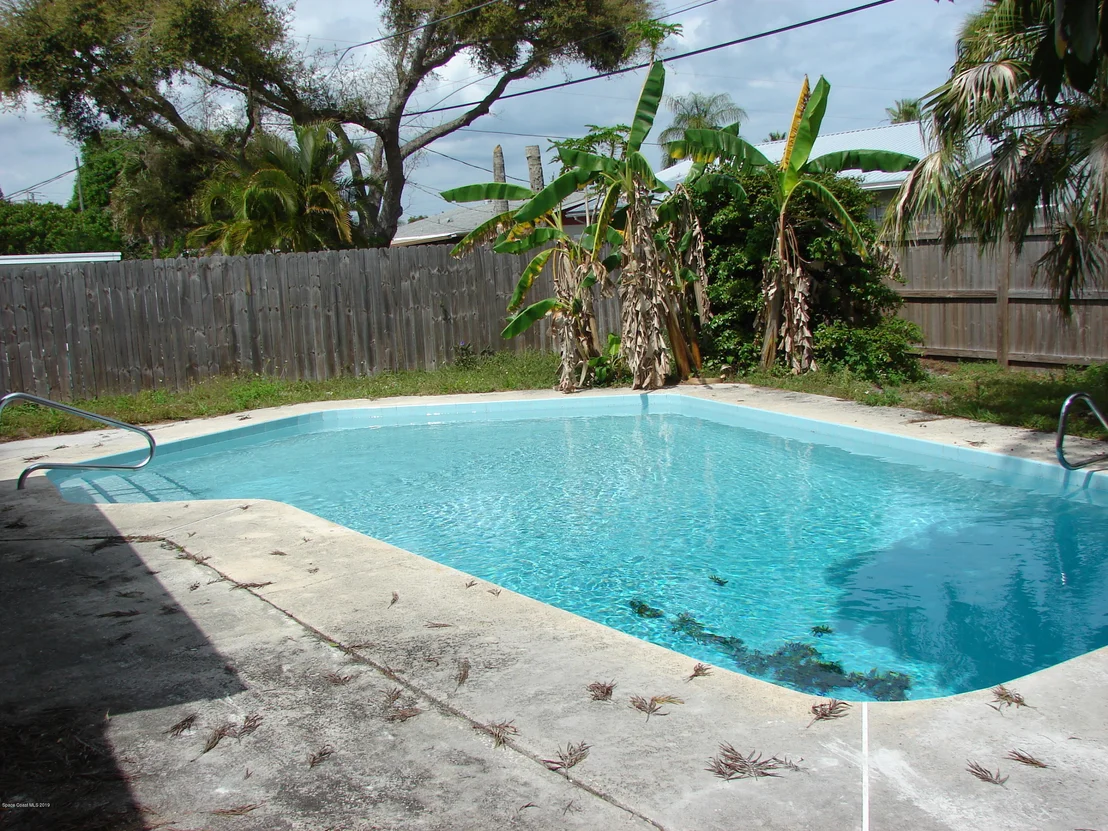 Photo of 761 Burman Lane NE