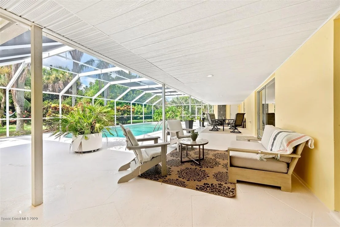 Photo of 705 Hibiscus Trail