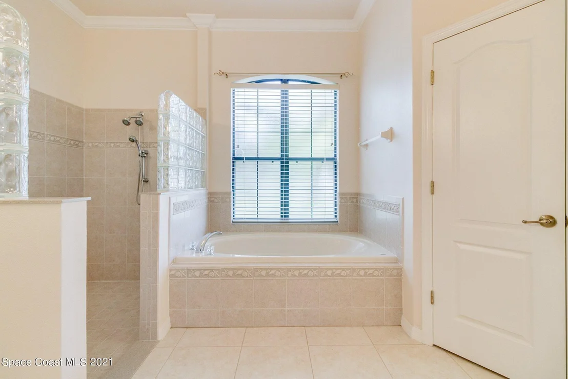 Photo of 2149 Windbrook Drive