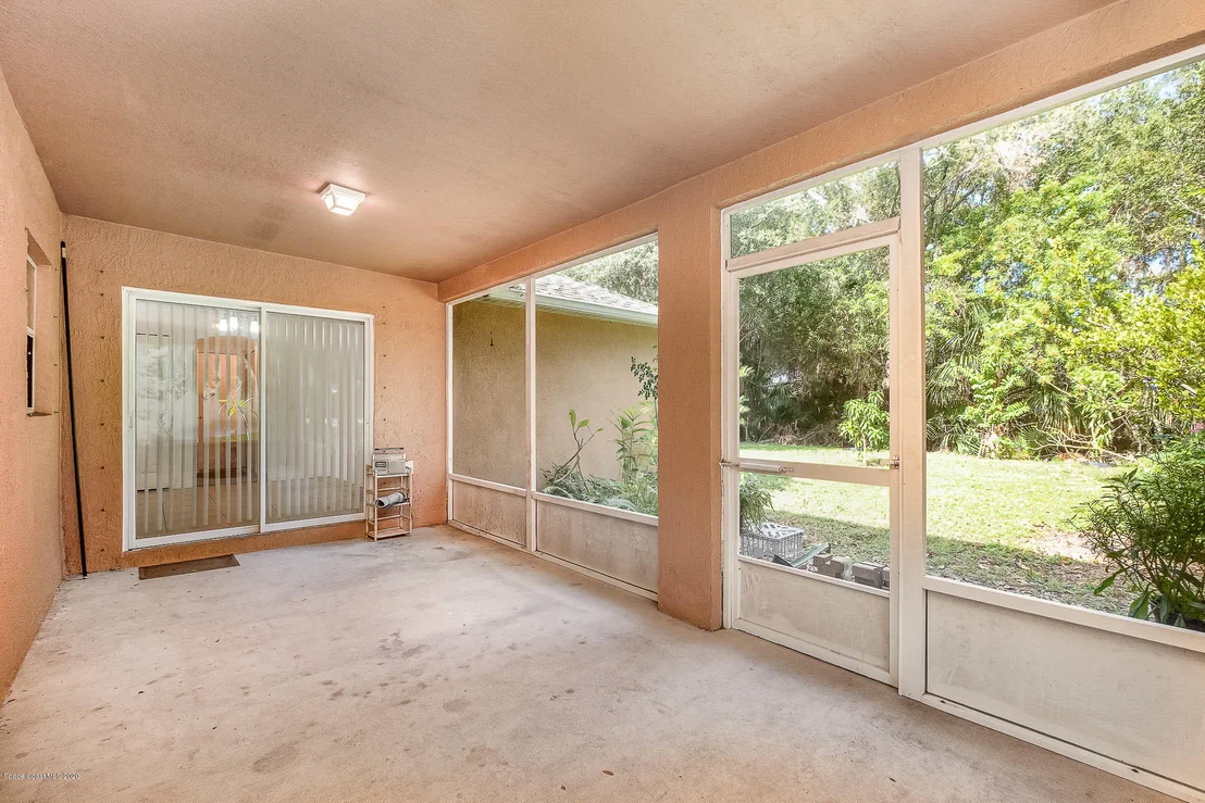 Photo of 2228 Maeve Circle