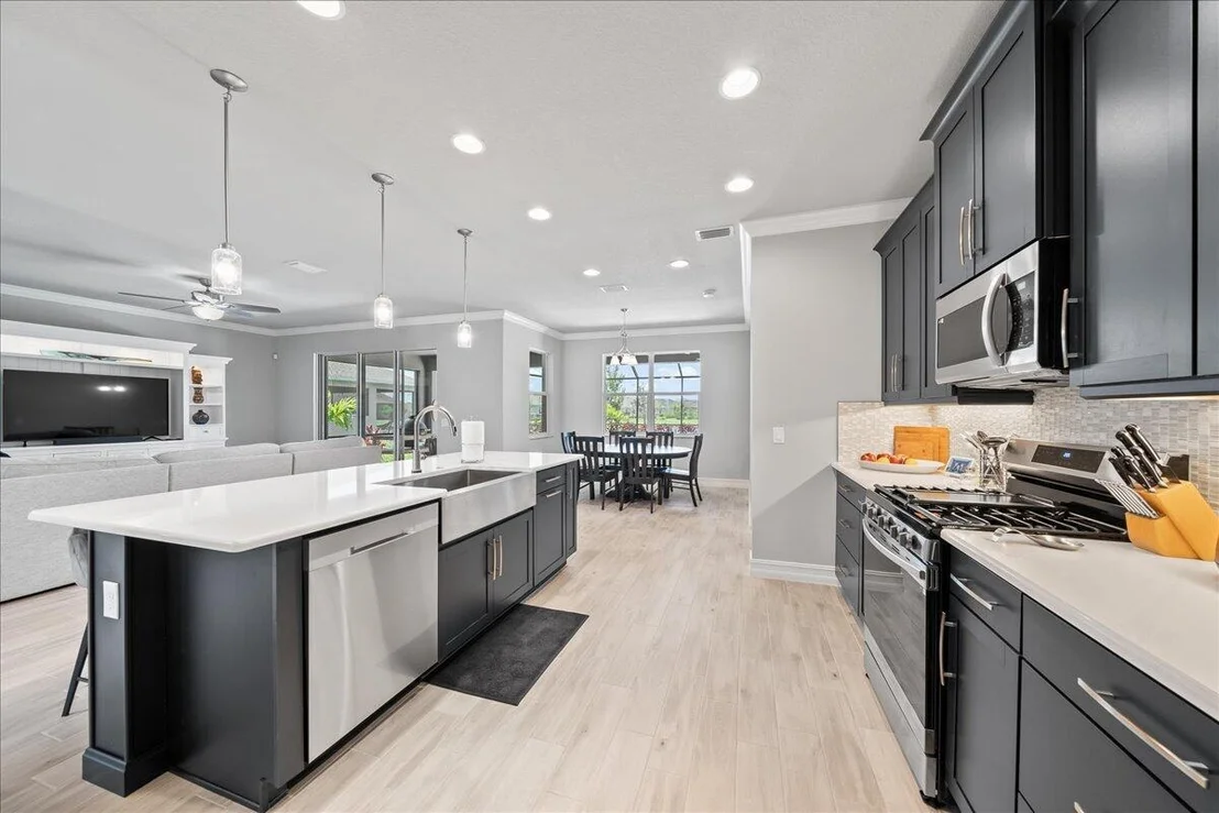 Photo of 8070 Lucent Court