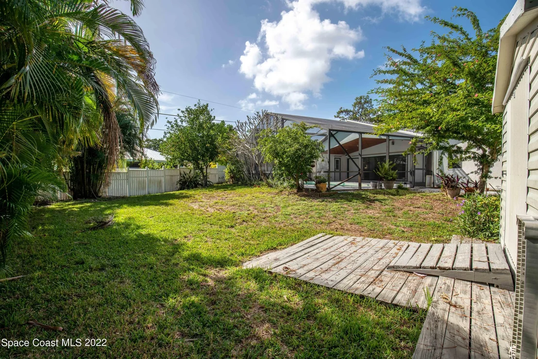 Photo of 573 Orange Avenue