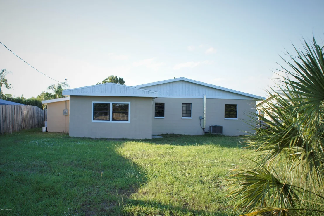 Photo of 2195 Allan Adale Road