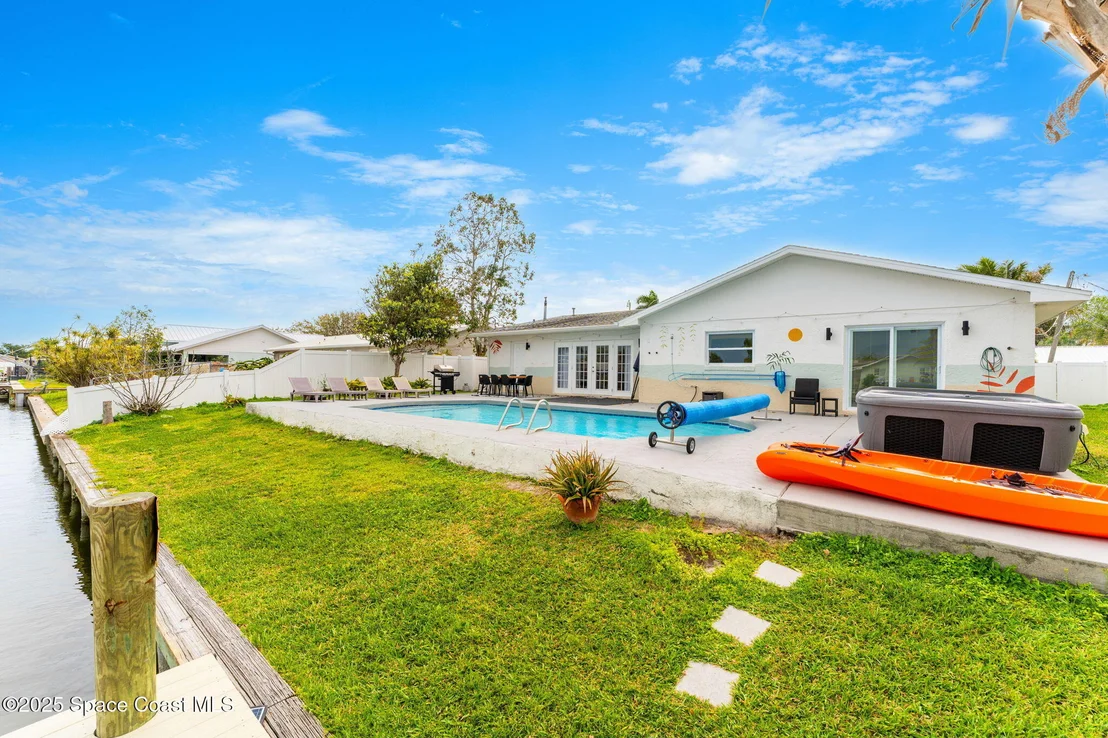 Photo of 368 Carmine Drive