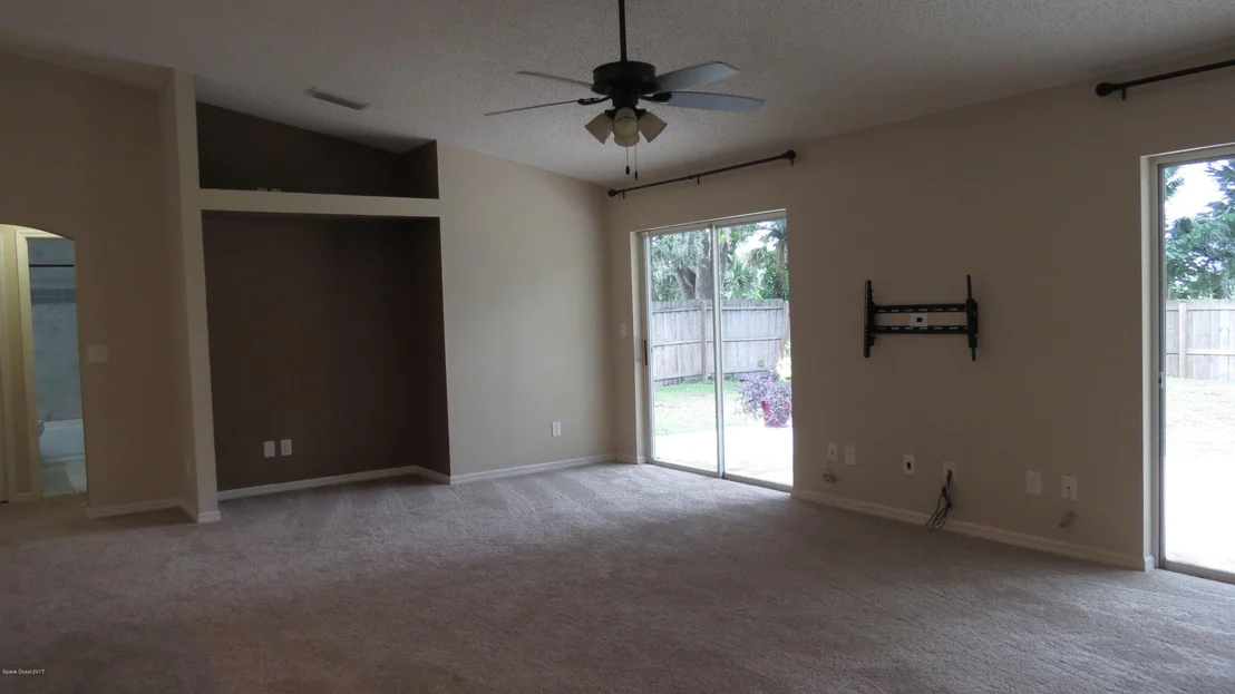 Photo of 6120 Edison Street