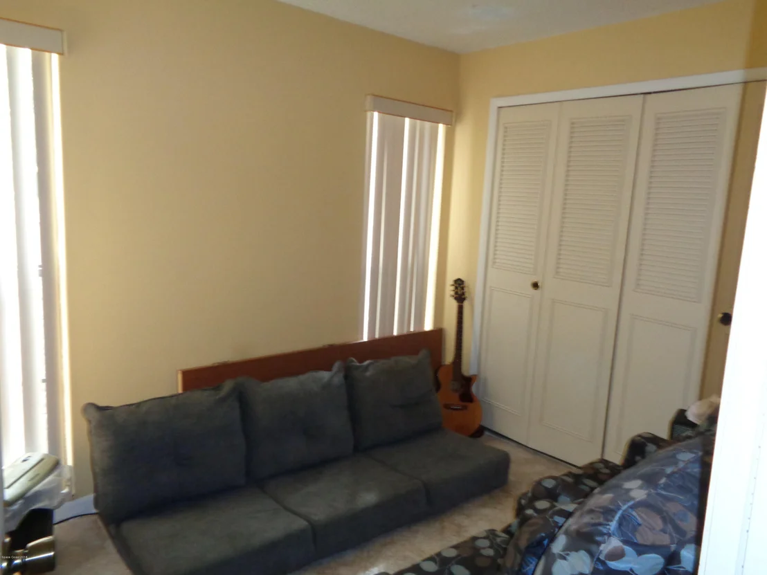 Photo of 425 Willow Tree Drive