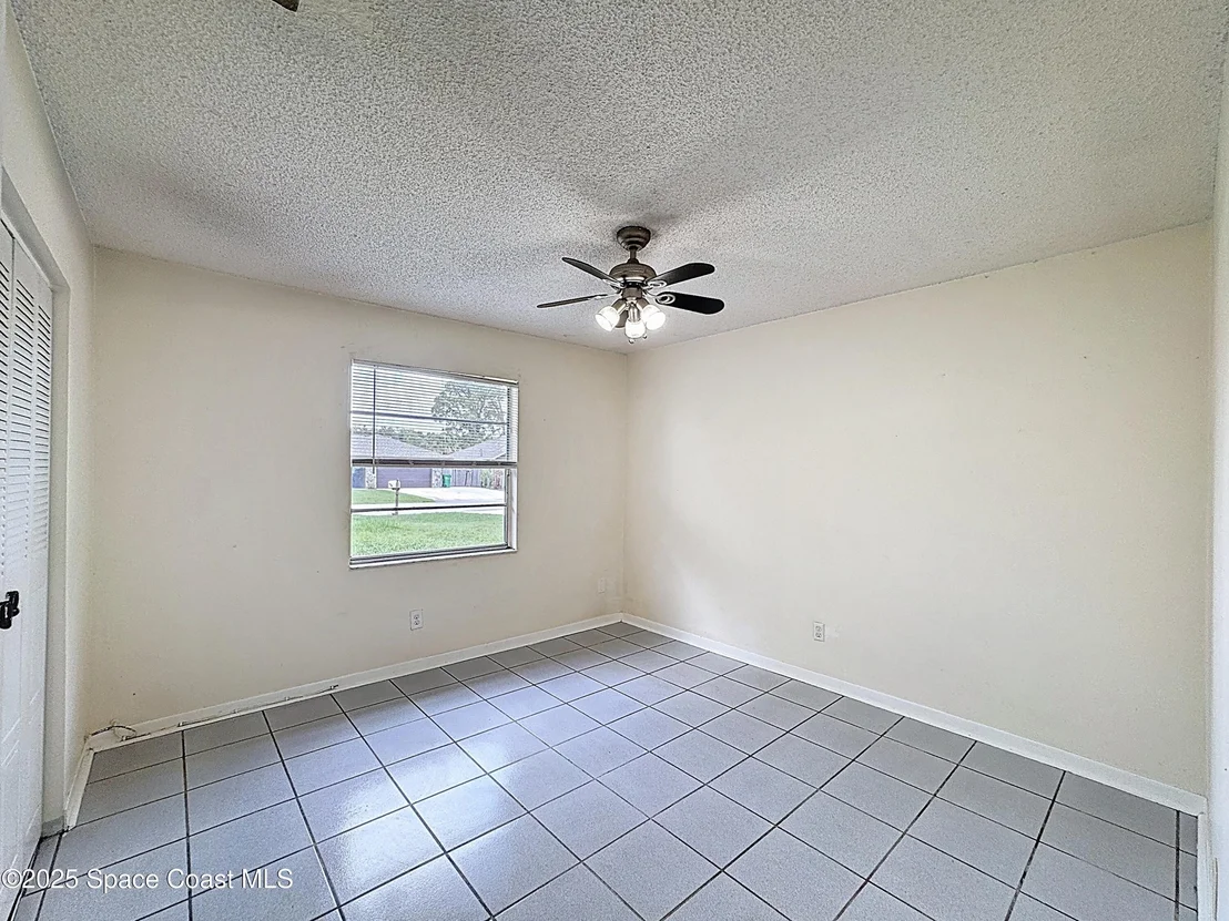 Photo of 4865 Bridge Road