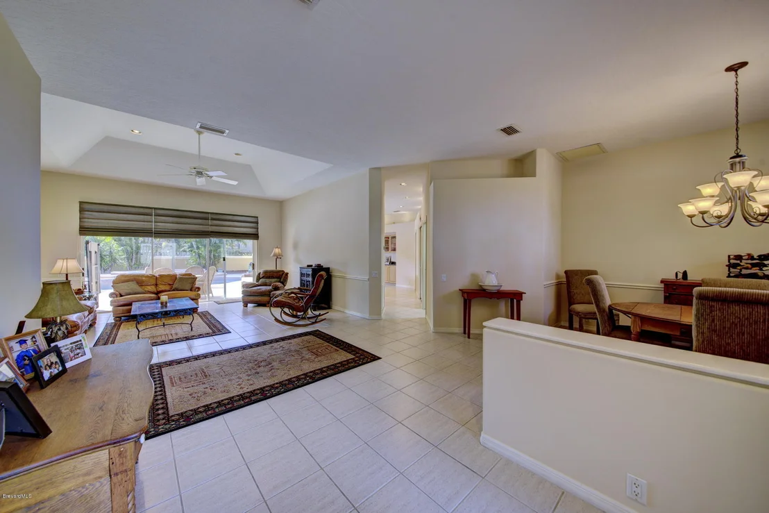 Photo of 2258 Mockingbird Lane