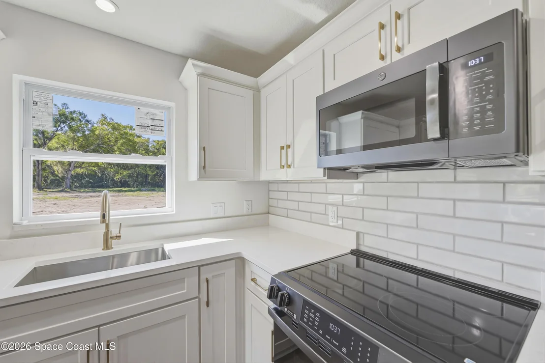 Photo of 5812 Hammock Street
