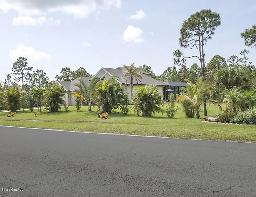 Photo of 6850 Indian River Boulevard