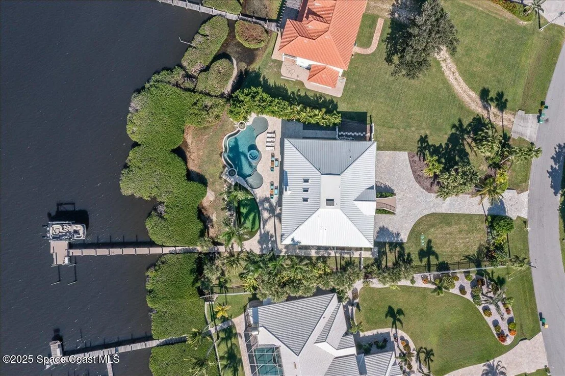 Photo of 182 Bayshore Drive