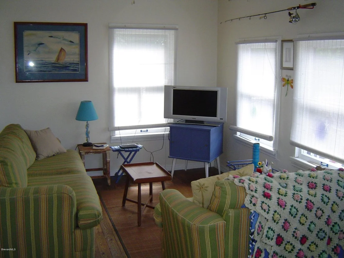 Photo of 1285 Richmond Drive