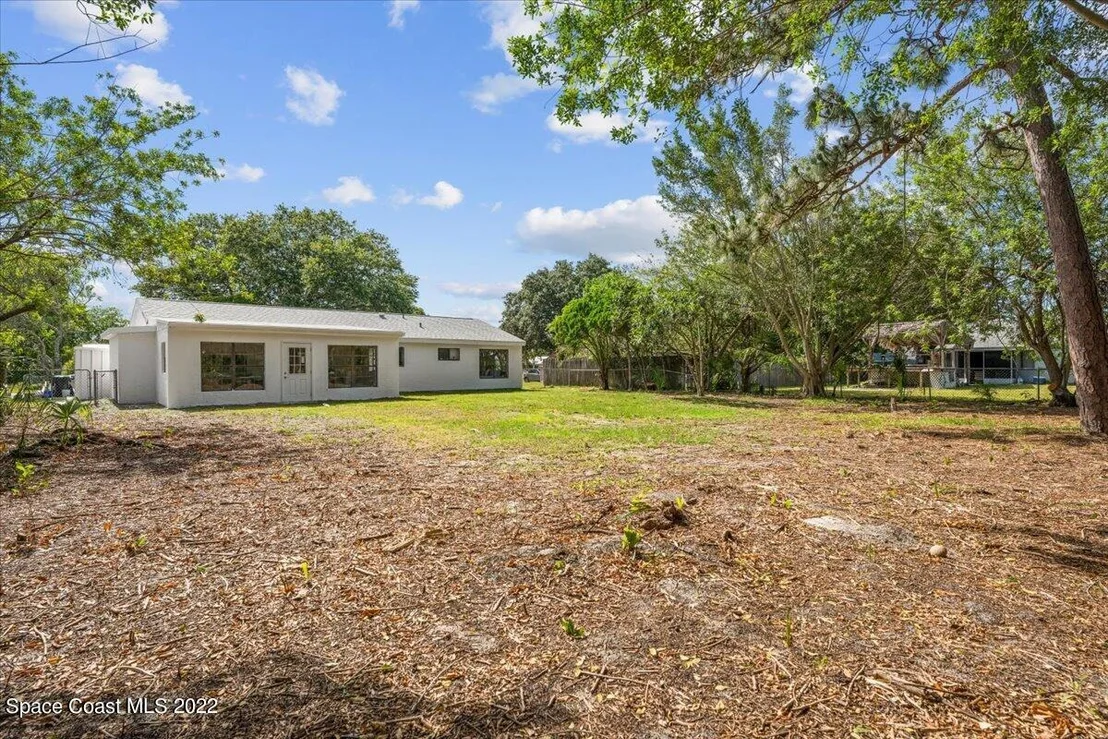 Photo of 1365 Wayside Court NE