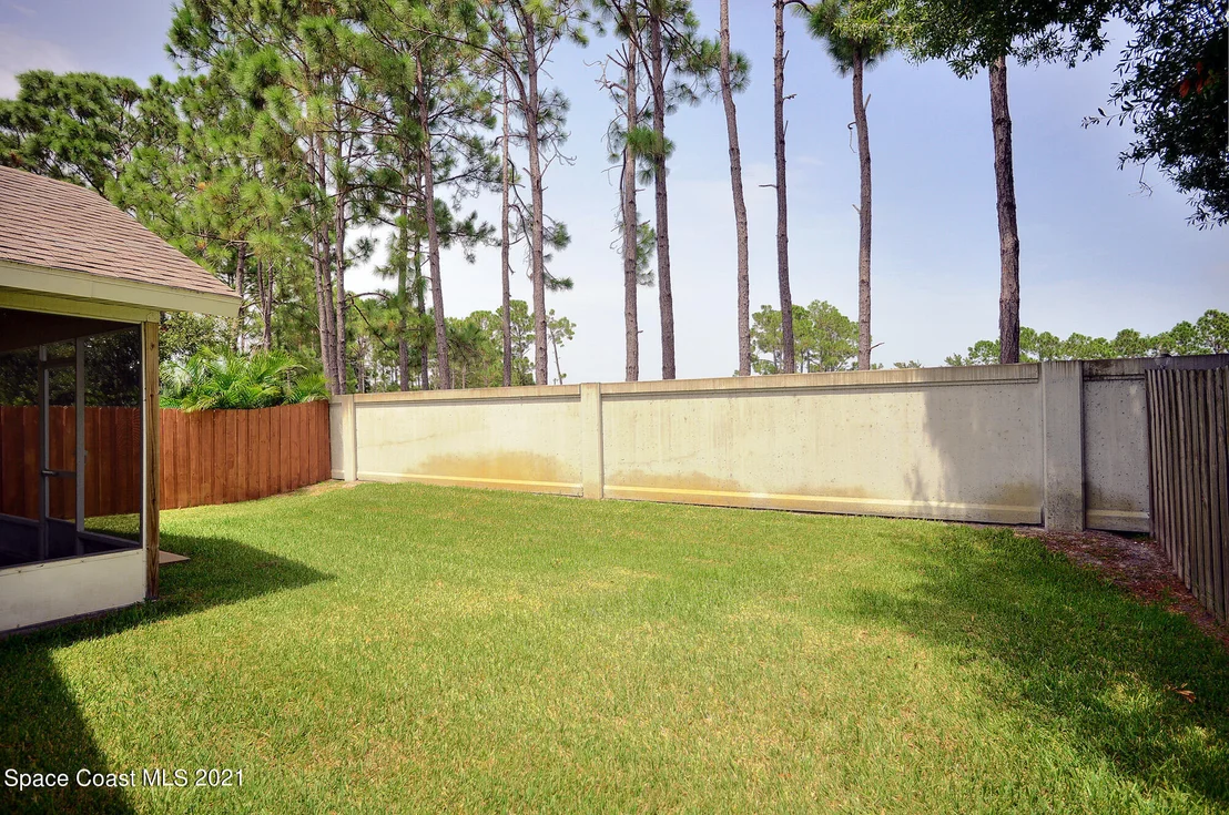 Photo of 3944 Saint Armens Circle