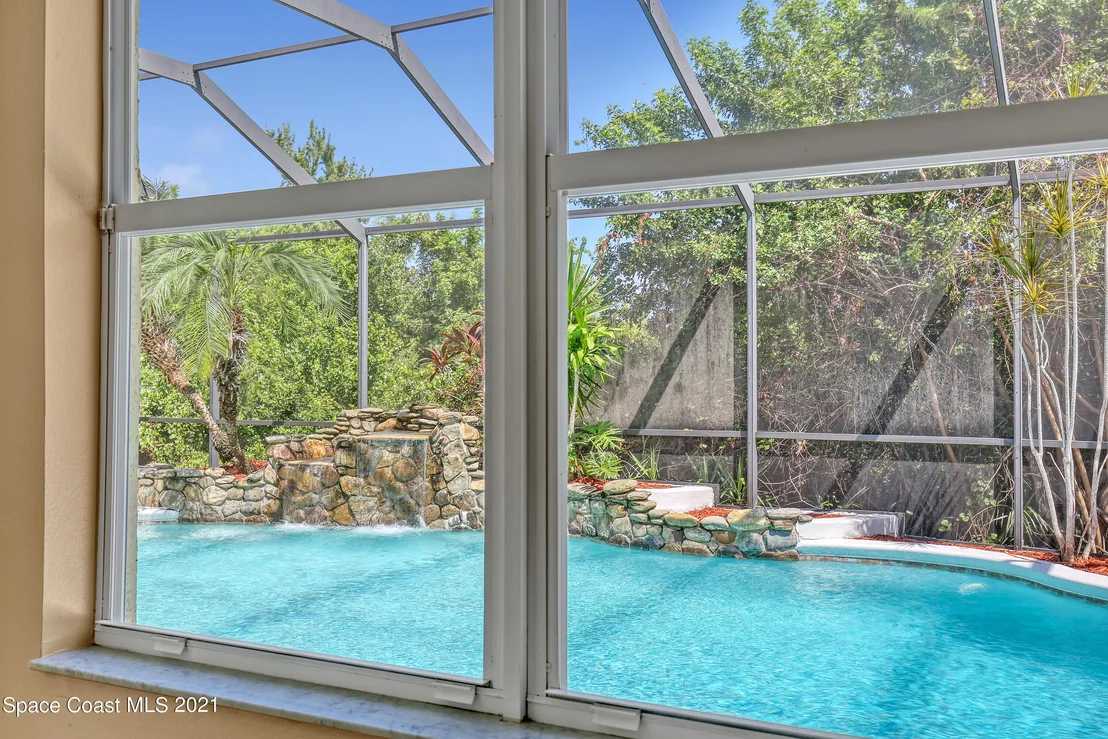 Photo of 3266 Peninsula Circle