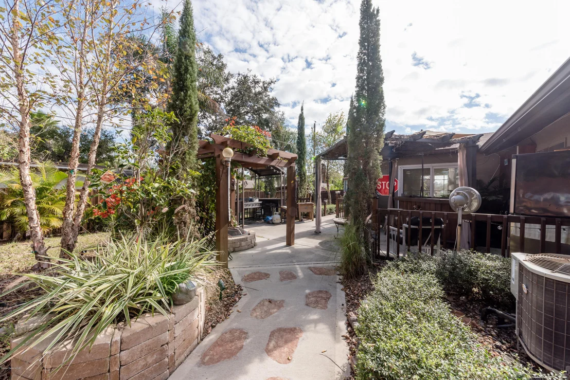 Photo of 253 Chase Road